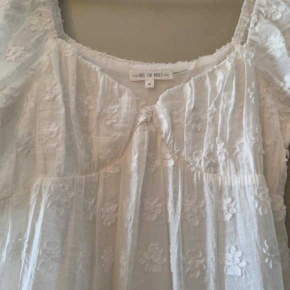 Free The Roses Sweetheart Tiered Short Sleeve Floral Maxi White Dress Sz Medium - Picture 7 of 16